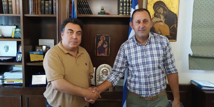 “ΕΝΩΜΕΝΟΙ ΑΛΛΑΖΟΥΜΕ ΤΟΝ ΠΥΡΓΟ”: Ο Στάμος Σφυρής υποψήφιος με τον συνδυασμό του Δημάρχου Παν. Αντωνακόπουλου