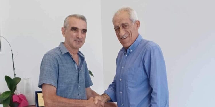 “Μαζί με τον πρωτοπόρο Δήμαρχο!”