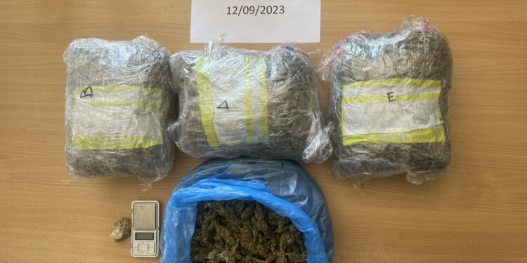 Συνελήφθη άνδρας στην Αμαλιάδα για διακίνηση ναρκωτικών