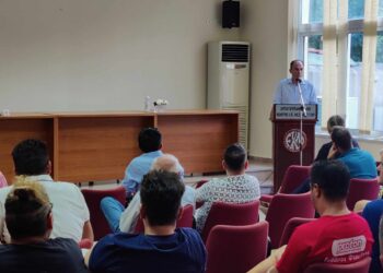 ΛΑΜΠΡΟΣ ΔΗΜΗΤΡΟΓΙΑΝΝΗΣ: “Δημιουργούμε κοινό μέτωπο με τις επιχειρήσεις απέναντι στο ενεργειακό κόστος”