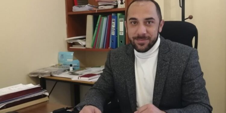 ΓΙΑΝΝΗΣ ΠΛΕΜΜΕΝΟΣ: “Ευχές για την έναρξη σχολικής χρονιάς”