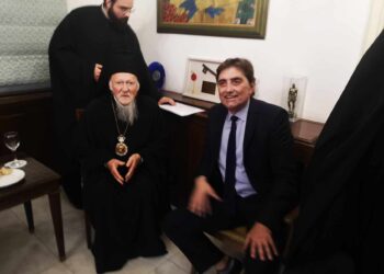 Συνάντηση του Κώστα Καρπέτα με τον Οικουμενικό Πατριάρχη κ.κ. Βαρθολομαίο