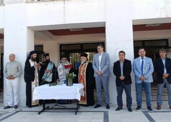ΔΗΜΟΣ ΠΥΡΓΟΥ  Σε Αγιασμούς έξι σχολικών μονάδων ο δήμαρχος Πύργου Παναγιώτης Αντωνακόπουλος (φωτος)