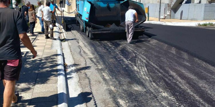 ΔΗΜΟΣ ΠΥΡΓΟΥ: Υπεγράφη η σύμβαση ανάπλασης κεντρικού τμήματος στη Δ.Κ. Βυτιναιίκων