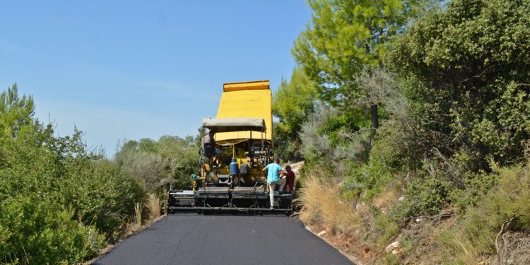 ΔΗΜΟΣ ΖΑΧΑΡΩΣ: Ολοκληρώνεται το έργο “ΒΕΛΤΙΩΣΗ ΚΑΙ ΑΣΦΑΛΤΟΣΤΡΩΣΗ ΔΡΟΜΟΥ ΝΕΑ ΦΙΓΑΛΕΙΑ – ΑΓΙΑ ΑΝΝΑ”