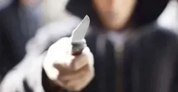 ΔΗΜΟΣ ΗΛΙΔΑΣ: Αφαίρεσαν από αλλοδαπό άνδρα 1.500 ευρώ και κινητό τηλέφωνο