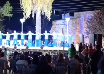 ΔΗΜΟΣ ΑΝΔΡΑΒΙΔΑΣ – ΚΥΛΛΗΝΗΣ: Μουσικοχορευτική παράσταση από την “ΕΣΤΙΑ” στην Ανδραβίδα