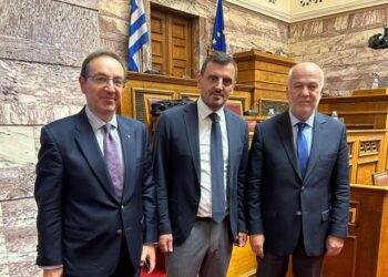 ΑΝΔΡΕΑΣ ΝΙΚΟΛΑΚΟΠΟΥΛΟΣ: “Ενισχύονται τα Πρωτοδικεία Ηλείας και Αμαλιάδας!”