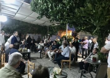 Οι κοινότητες αγκαλιάζουν τον Άρη Παναγιωτόπουλο