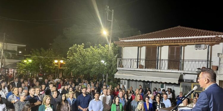 Ηχηρό μήνυμα νίκης για την 8η Οκτωβρίου από τη Ν. Φιγαλεία στην ομιλία του Κώστα Αλεξανδρόπουλου