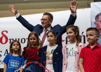 ΚΩΣΤΑΣ ΑΛΕΞΑΝΔΡΟΠΟΥΛΟΣ: “Από την μιζέρια και την αφάνεια στο «φως» με έργο και αποτέλεσμα!”