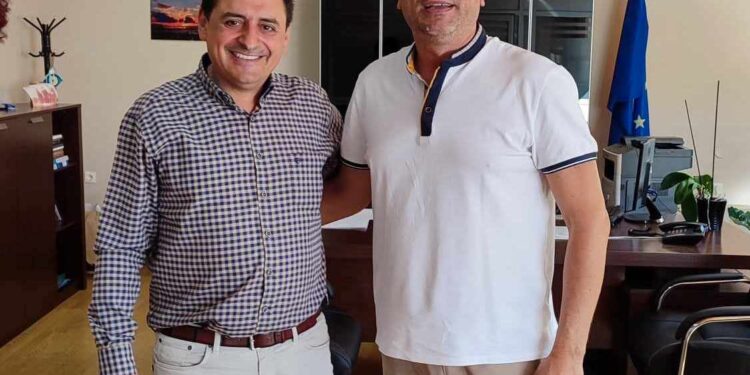 Ο νέος Δήμαρχος Έδεσσας στον Δήμαρχο Ανδραβίδας-Κυλλήνης