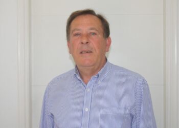 “Ο πρώτος βαθμός Αυτοδιοίκησης να λειτουργεί “ακηδεμόνευτα” πέρα από “χρώματα και κόμματα”
