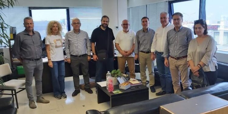 ΠΕΡΙΦΕΡΕΙΑ ΔΥΤΙΚΗΣ ΕΛΛΑΔΑΣ: Συνάντηση εργασίας για θέματα αγροτικής εκπαίδευσης στη Δυτική Ελλάδα στα πλαίσια υλοποίησης του INTERREG Ελλάδα – Ιταλία