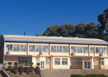 Σημαντικές ζημιές από ανεμοστρόβιλο στην οροφή του Κλειστού Κρεστένων