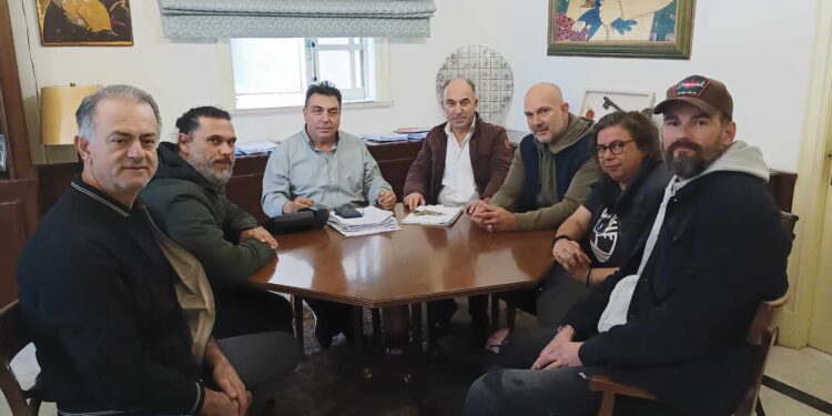 ΔΗΜΟΣ ΠΥΡΓΟΥ: Συνάντηση Δημάρχου Παναγιώτη Αντωνακόπουλου με τον Σύλλογο εστίασης “Διόνυσος” Πύργου