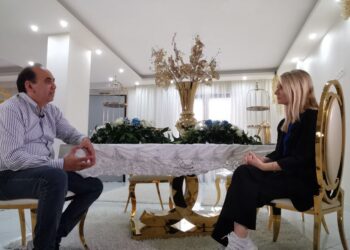 ΙΟΝΙΑΝ ΤV: “Άλλη Άποψη” – Οι ζωές των άλλων: Ο καιρός των τσιγγάνων