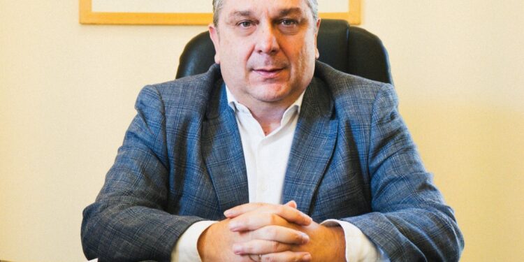ΓΙΑΝΝΗΣ ΑΡΓΥΡΟΠΟΥΛΟΣ: “Δεν υπάρχει κανένα θέμα για διακοπή των εργασιών στην ανάπλαση της οδού 28ης Οκτωβρίου”