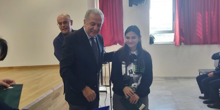 ΔΗΜΗΤΡΗΣ ΑΒΡΑΜΟΠΟΥΛΟΣ: Επαφές με φορείς και πολίτες της Ηλείας