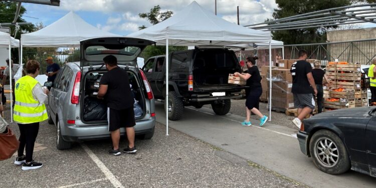 Διανομή τροφίμων και προϊόντων βασικής συνδρομής