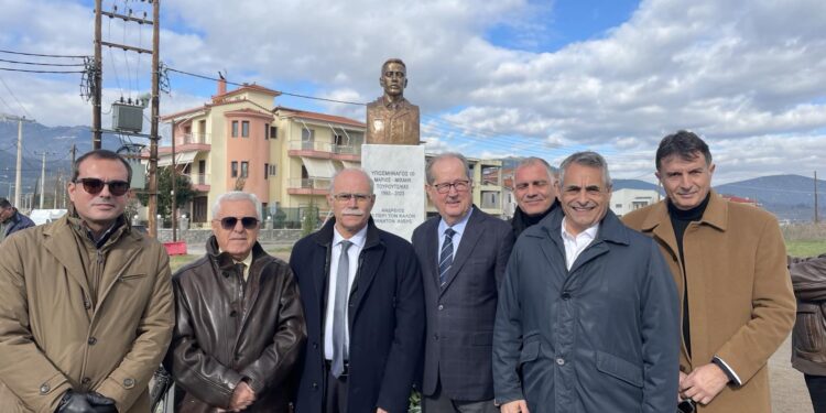 Ο Στάθης Καννής απέδωσε φόρο τιμής στον ήρωα πιλότο…