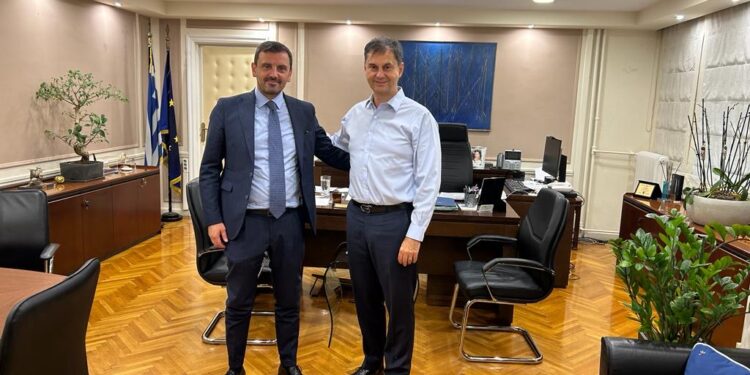 ΑΝΔΡΕΑΣ ΝΙΚΟΛΑΚΟΠΟΥΛΟΣ: Θέματα αιγιαλού στο επίκεντρο των συναντήσεων