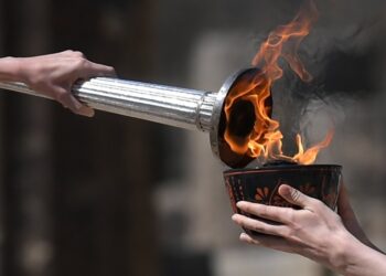 ΔΗΜΟΣ ΑΝΔΡΑΒΙΔΑΣ – ΚΥΛΛΗΝΗΣ: Στη διαδρομή της Ολυμπιακής Λαμπαδηδρομίας