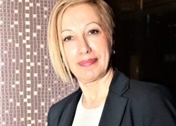 “Αντιστροφές και ανατροπές”