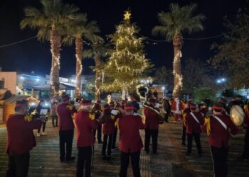 ΔΗΜΟΣ ΠΗΝΕΙΟΥ: Εκδήλωση φωταγώγησης Χριστουγεννιάτικου Δένδρου