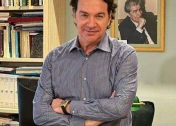 ΔΗΜΗΤΡΗΣ ΣΤΑΘΑΚΟΠΟΥΛΟΣ: Ένας Πειραιώτης με καταγωγή από τα Καλάβρυτα