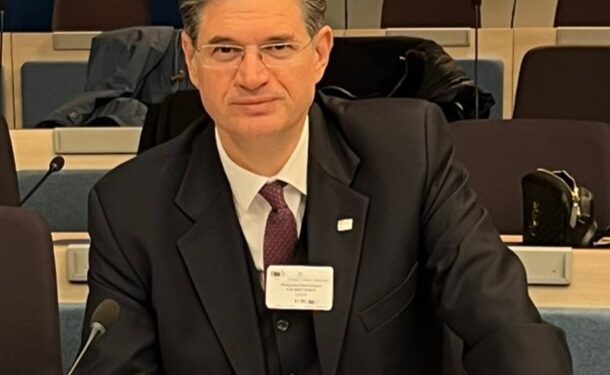 ΔΙΟΝΥΣΗΣ ΚΑΛΑΜΑΤΙΑΝΟΣ: “Η Ευρώπη έχει ανάγκη από ανθρωποκεντρικές πολιτικές”