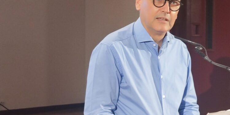ΦΩΚΙΩΝ ΖΑΪΜΗΣ: “Συνεχίζουμε να εργαζόμαστε για μια φιλοεπιχειρηματική Περιφέρεια”