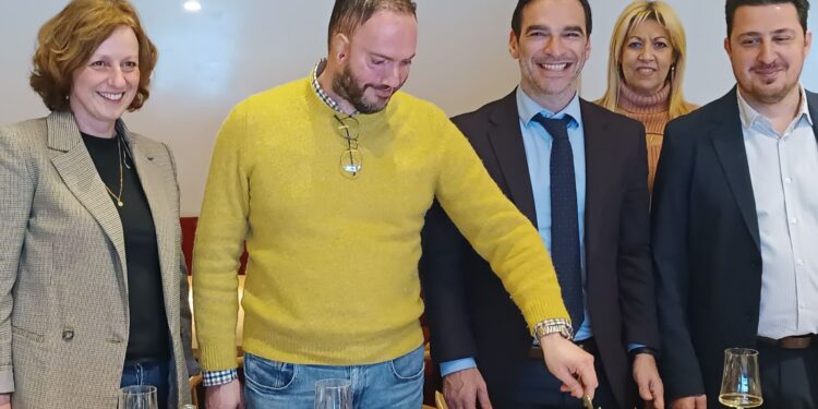 ΠΕΡΙΦΕΡΕΙΑ ΔΥΤΙΚΗΣ ΕΛΛΑΔΑΣ: Μηνύματα στην κοπή της πίτας από την Διευθύνσεις Παιδείας, Πολιτισμού, Αθλητισμού, Τουριστικής Ανάπτυξης και Απασχόλησης