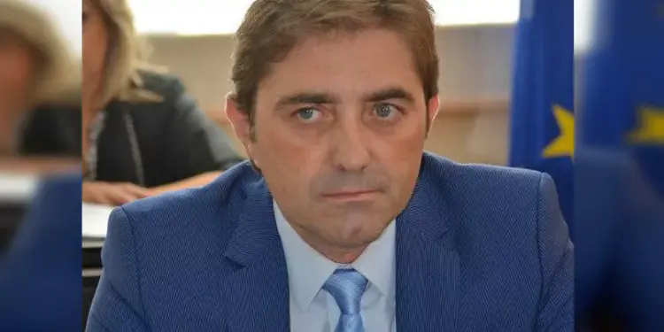 “ΜΑΖΙ ΑΛΛΑΖΟΥΜΕ – ΔΥΤΙΚΗ ΕΛΛΑΔΑ – ΚΩΣΤΑΣ ΚΑΡΠΕΤΑΣ”: “Η θέση της παράταξης μας είναι κατηγορηματικά αντίθετη στην κατάργηση οποιουδήποτε Εφετείου ή Πρωτοδικείου”