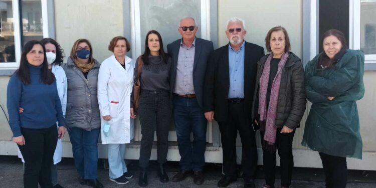 ΔΗΜΟΣ ΗΛΙΔΑΣ: Εμβολιασμός και παιδιατρική εξέταση παιδιών Ρομά της συνοικίας Παπακαυκά , στο πλαίσιο του προγράμματος “Υγεία για Όλους”