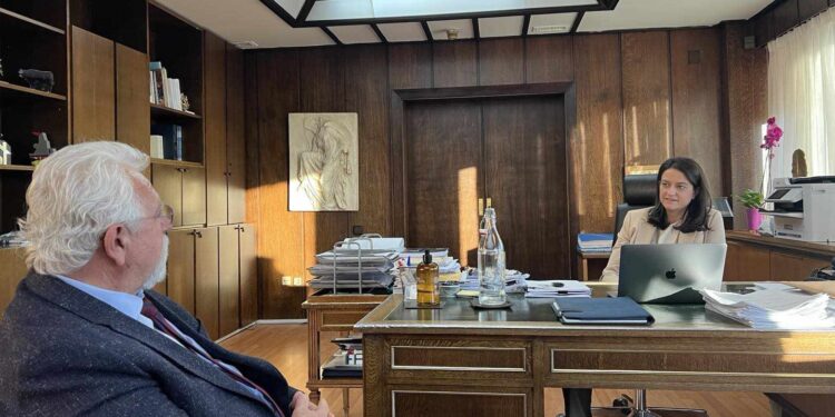 ΔΗΜΟΣ ΗΛΙΔΑΣ: Η πρώτη εφ’ όλης της ύλης συνάντηση του Χρήστου Χριστοδουλόπουλου με την Υπουργό Εσωτερικών Νίκη Κεραμέως