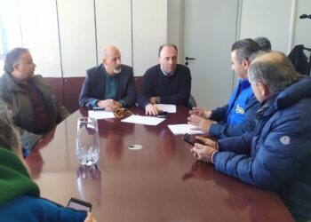 ΑΝΔΡΕΑΣ ΦΙΛΙΑΣ: Συνάντηση με εκπροσώπους των μελισσοκόμων στην Περιφέρεια Δυτικής Ελλάδας
