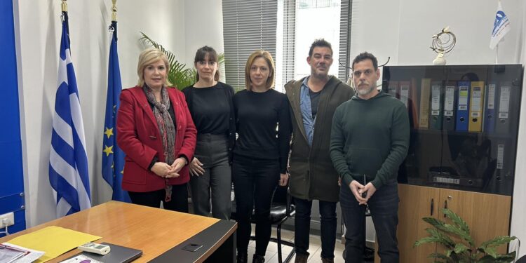 ΠΕΡΙΦΕΡΕΙΑ ΔΥΤΙΚΗΣ ΕΛΛΑΔΑΣ: Συνάντηση της Αντιπεριφερειάρχη, Γεωργίας Ντάτσικα με την Ομάδα Δράσης για την υποστήριξη της Kοινωνικής Ένταξης και Ενδυνάμωσης Ρομά Δυτικής Ελλάδας