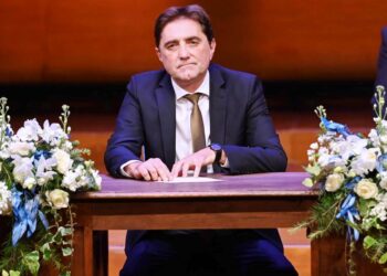 ΚΩΣΤΑΣ ΚΑΡΠΕΤΑΣ: “Πρωτοφανής προσπάθεια φίμωσης του Περιφερειακού Συμβουλίου με ευθύνη Φαρμάκη και προέδρου του Σώματος”