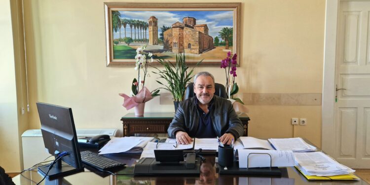 ΑΛΕΞΗΣ ΚΑΣΤΡΙΝΟΣ: “Δωρεάν γεύματα για τους μαθητές δημοτικών του δήμου”