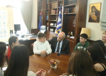 Οι μαθητές του 4ου Γυμν. Πύργου “ανακρίνουν” τον Δήμαρχο