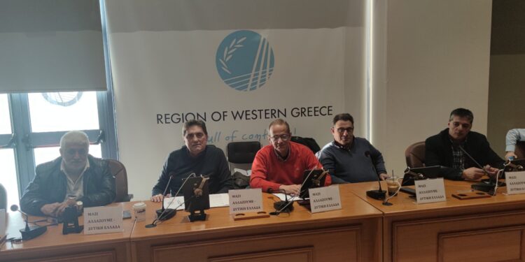 ΚΩΣΤΑΣ ΚΑΡΠΕΤΑΣ – “ΔΥΤΙΚΗ ΕΛΛΑΔΑ – ΜΑΖΙ ΑΛΛΑΖΟΥΜΕ”: Επερωτήσεις για την αξιοποίηση της λίμνης Πηνείου και το Περιφερειακό σχέδιο ανάπτυξης