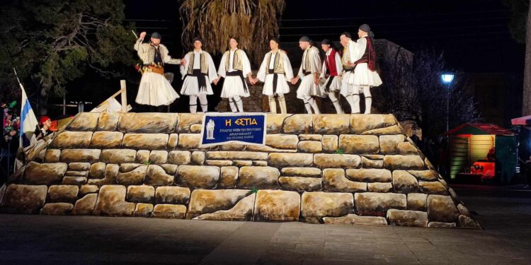 ΑΝΔΡΑΒΙΔΑ: Ο Σύλλογος “Η ΕΣΤΙΑ” απέδωσε φόρο τιμής στους ήρωες του ’21