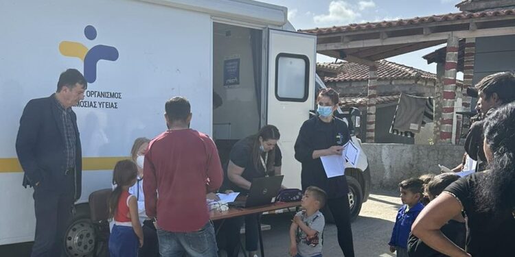 Εμβολιασμός παιδιών Ρομά για την ιλαρά