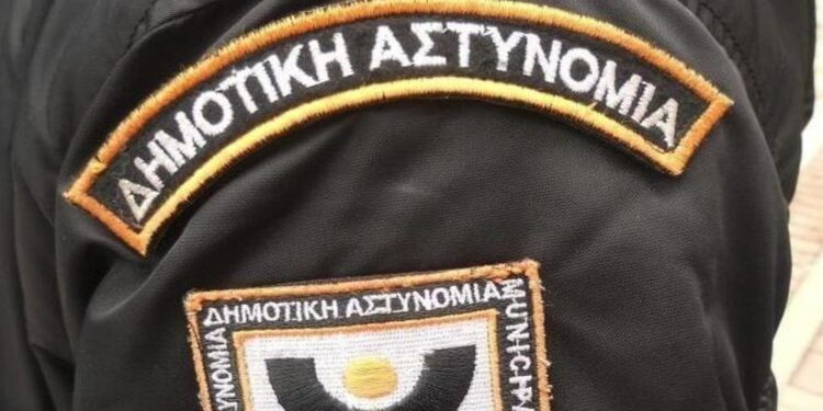 ΔΗΜΟΣ ΗΛΙΔΑΣ: Στο πλευρό Δημοτικού Αστυνομικού που έπεσε θύμα επεισοδίου
