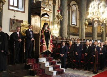 Ιστορικές στιγμές για τον Μητροπολίτη Ηλείας κ.κ. Αθανάσιο – Χοροστάτησε σε Θεία Λειτουργία στο Φανάρι (φωτος και βίντεο)