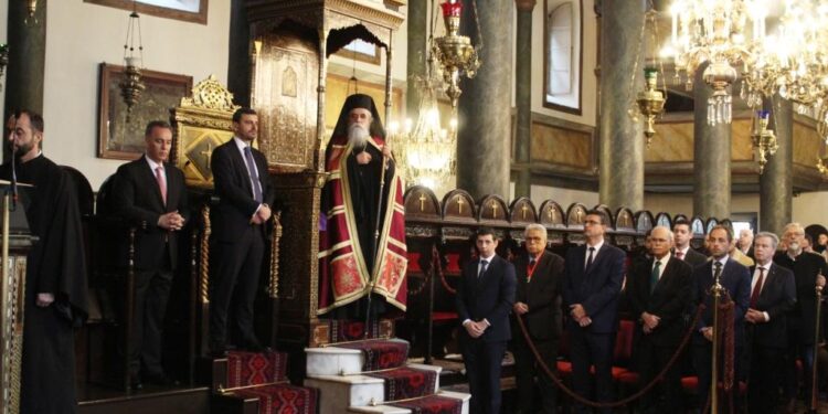 Ιστορικές στιγμές για τον Μητροπολίτη Ηλείας κ.κ. Αθανάσιο – Χοροστάτησε σε Θεία Λειτουργία στο Φανάρι (φωτος και βίντεο)