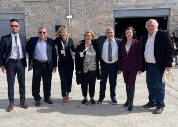 ΔΙΟΝΥΣΙΑ ΑΥΓΕΡΙΝΟΠΟΥΛΟΥ: “Η αλιεία αποτελεί παραδοσιακό συντελεστή της εθνικής μας οικονομίας”