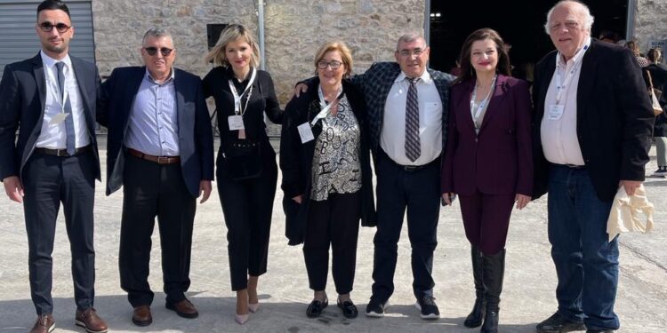 ΔΙΟΝΥΣΙΑ ΑΥΓΕΡΙΝΟΠΟΥΛΟΥ: “Η αλιεία αποτελεί παραδοσιακό συντελεστή της εθνικής μας οικονομίας”