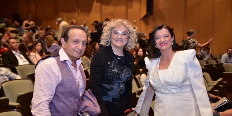 ΔΙΟΝΥΣΙΑ ΑΥΓΕΡΙΝΟΠΟΥΛΟΥ: 1ο Our Ocean Film Festival – Η 7η Τέχνη στον παγκόσμιο διάλογο για την προστασία των θαλασσών